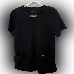 Women’s Cherokee Workwear Short Sleeve Scrub Top. Size M. Color Black.
